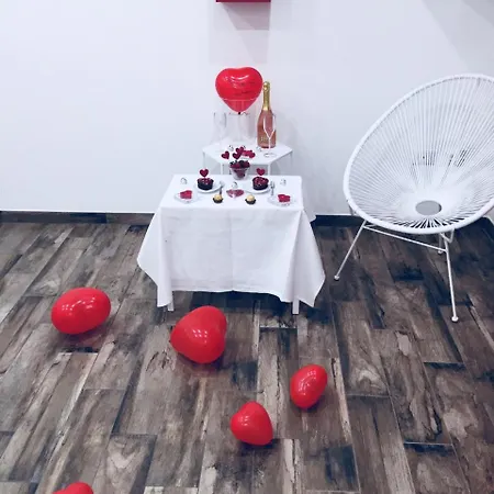 B&B Adelaide & 토레 아 마레