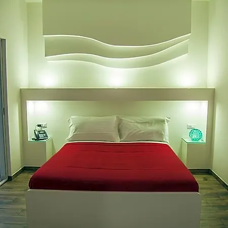 Adelaide & Bed and breakfast 4*