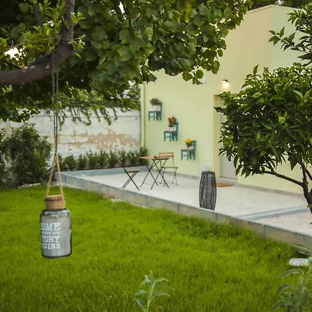 Bed & Breakfast Adelaide & Torre A Mare