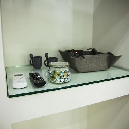 Bed & Breakfast Adelaide & 4*