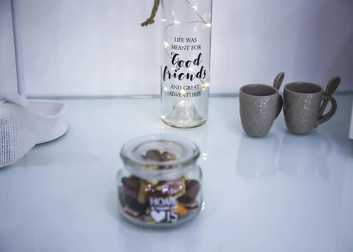Adelaide & Bed & Breakfast